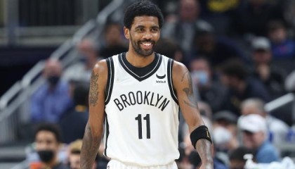 从一年选项到认真报价 篮网能和欧文达成一致吗？